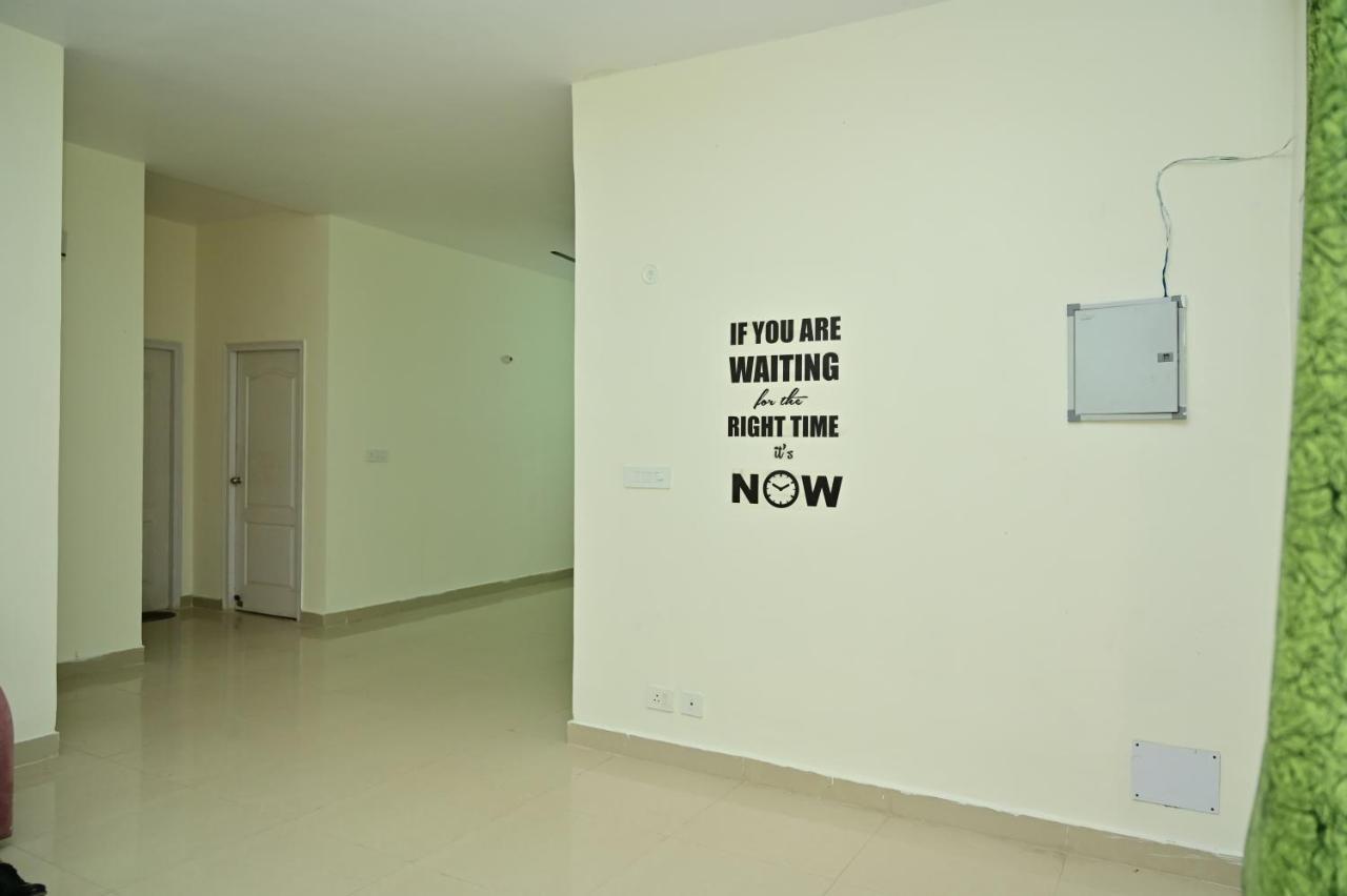 Nest * Lucknow